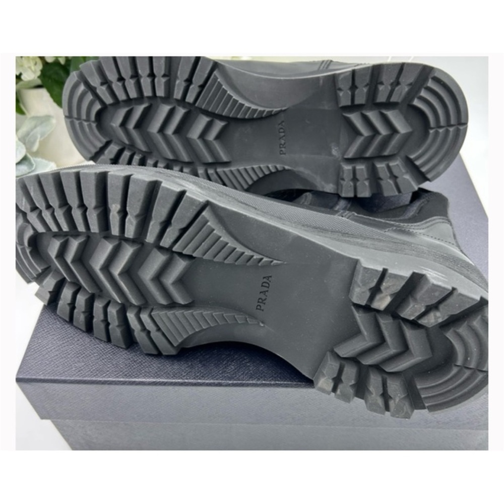 Prada Brixxen leather Chelsea boots size 10 made in Italy - Picture 4 of 11